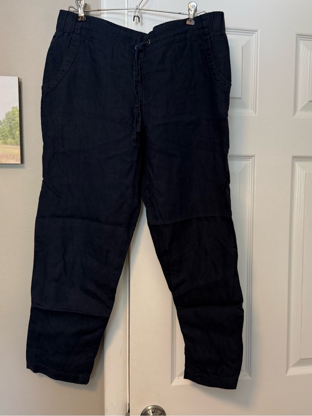 Athleta cropped linen pants. Navy. Size 10.